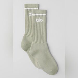 NWT ALO Yoga Limestone/White Throwback Sock